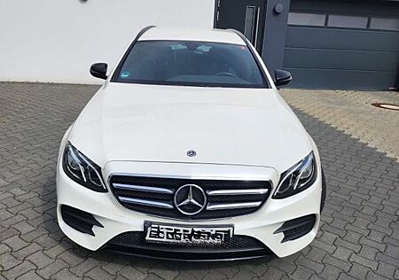 Mercedes-Benz E 200 4MATIC T Autom. -
