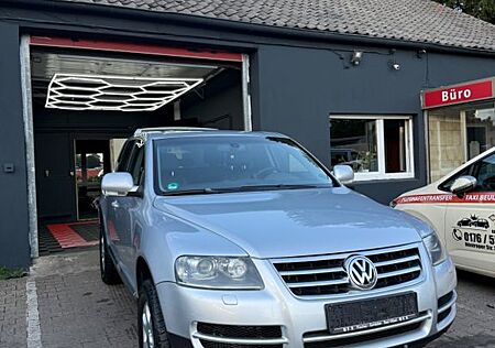 VW Touareg Volkswagen *WENIG KM*