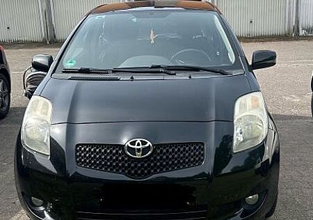 Toyota Yaris 1,3-l-VVT-i