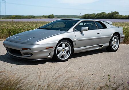 Lotus Esprit S4 Turbo