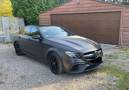 Mercedes-Benz E 63 AMG Mercedes-AMG E 63 S 4MATIC+ Autom. ...