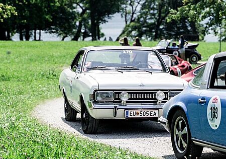 Opel Commodore A Coupe GS