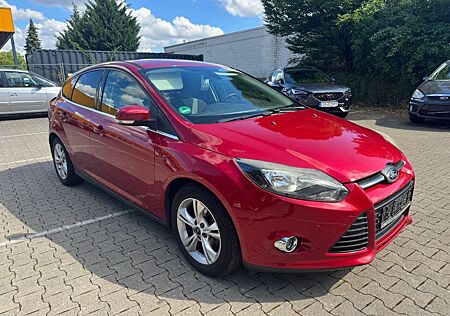 Ford Focus Lim. Champions Edition*Navi*