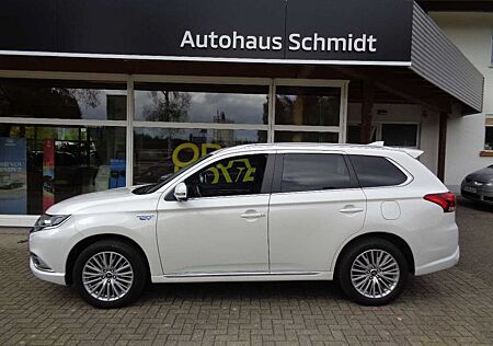 Mitsubishi Plug in Hybrid Outlander Plug-in Hybrid Outlander TOP 2.4 MIVEC 4WD