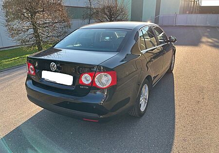 VW Jetta Volkswagen 2.0 TDI Comfortline Comfortline
