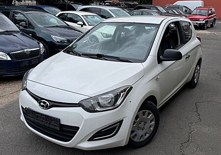 Hyundai i20 1.2 FIFA World Cup Edition
