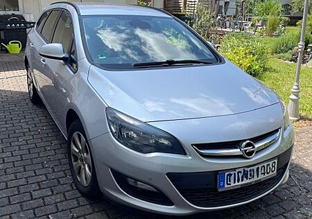 Opel Astra Sports Tourer 1.4 T eco Exklusiv 88 S/...