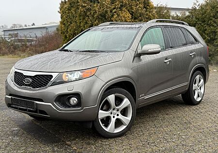 Kia Sorento Spirit 4WD * AUTOMATIK * AHK* LEDER*PANO