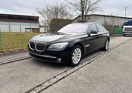 BMW 750i F01 V8 | TÜV neu | Scheckheft | HUD