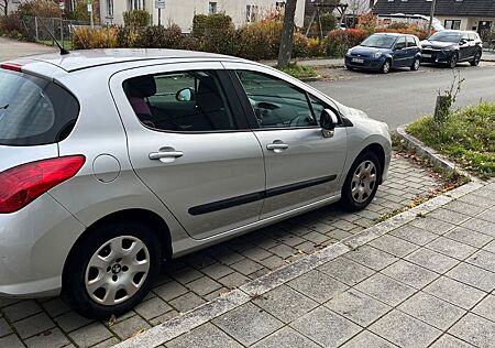 Peugeot 308 SW Tendance 100 VTi Tendance