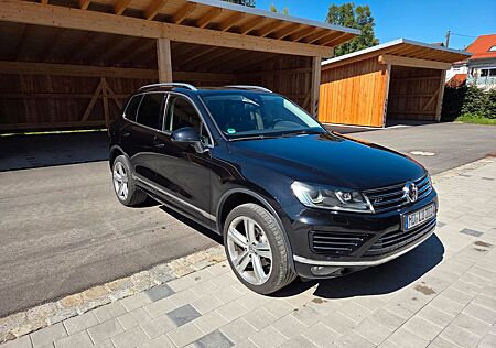 VW Touareg Volkswagen 3.0 V6 TDI SCR Tiptronic BMT BlueMot...