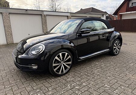 VW Beetle Volkswagen 2.0 TDI DSG Exclusive Design Cabriole...