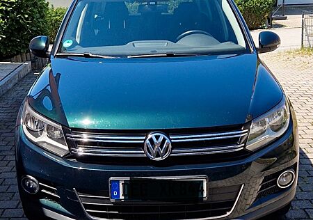 VW Tiguan Volkswagen 2.0 TDI 4MOT BlueMot Tech Sport & Sty..