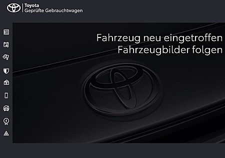 Toyota Yaris Hybrid Life