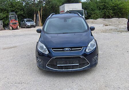 Ford Grand C-Max Titanium