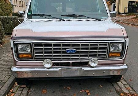 Ford Econoline 150 Grand System 5.0 V8