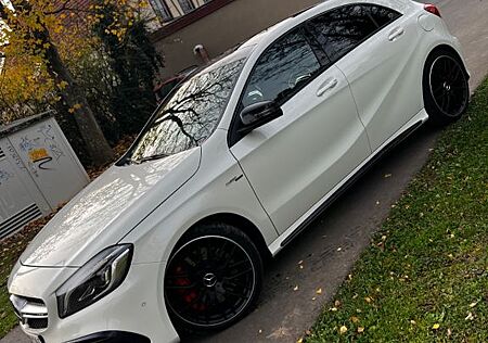 Mercedes-Benz A 45 AMG Mercedes-AMG A 45 4MATIC DCT Merced...