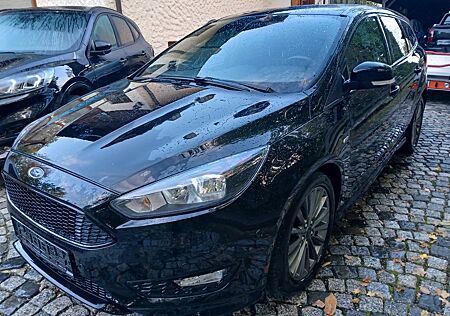 Ford Focus TDCi ST-Line Turnier NAVI+KAMERA+TEMPOMAT