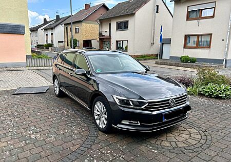 VW Passat Variant Volkswagen 2.0 TDI SCR 140kW DSG Highlin...