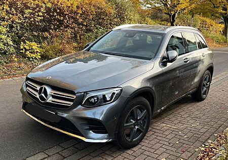 Mercedes-Benz GLC 250 Sehr gepflegter 4MATIC AMG Line