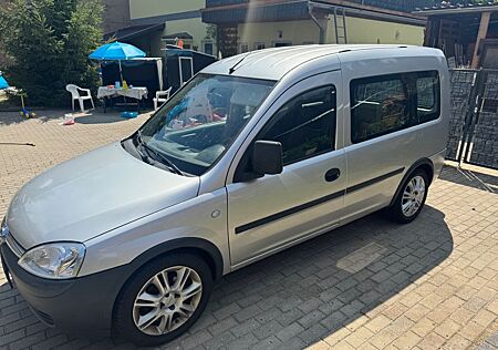 Opel Combo 1.4 TWINPORT ECOTEC