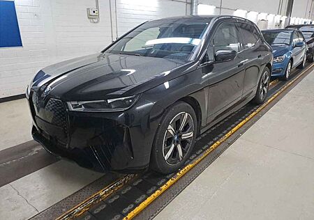 BMW iX 40 xDrive Sport+LASER+SOFT CLOSE+SUITE+ACC+