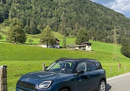 Mini Cooper D Countryman Countryman E Classic Trim 65 kWh