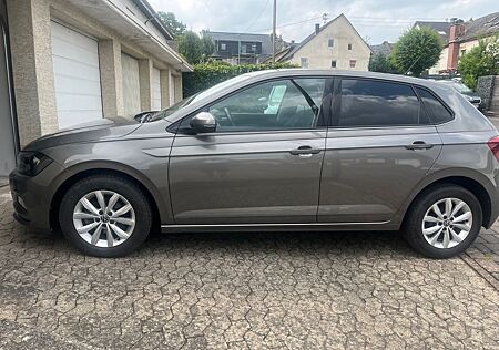 VW Polo Volkswagen 1.0 TSI OPF 70kW Highline Highline