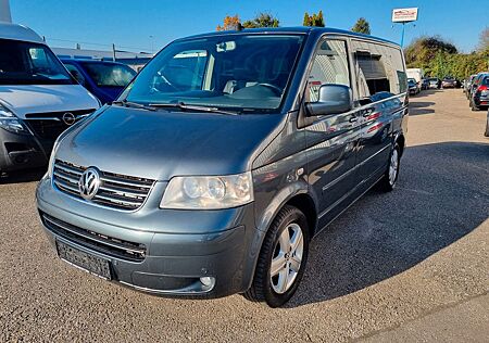 VW T5 Transporter Volkswagen Bus Multivan Highline