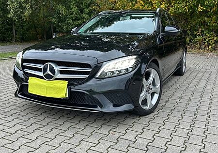 Mercedes-Benz C 220 d T Autom. Avantgarde - LED AHK