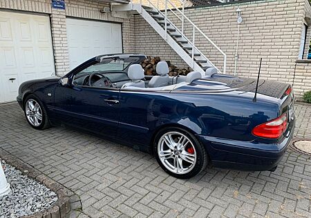 Mercedes-Benz CLK 200 gebraucht kaufen Mercedes-Benz CLK 200 ELEGANCE Elegance