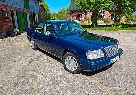 Mercedes-Benz E 280 w124