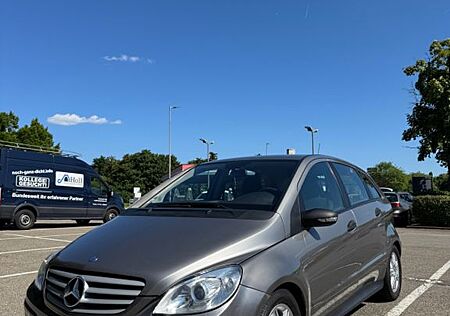 Mercedes-Benz B 180 CDI - 8-FACHBEREIFT TÜV 12/26