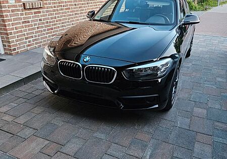 BMW 116d EfficientDynamics Edit. Sport Line Spor...