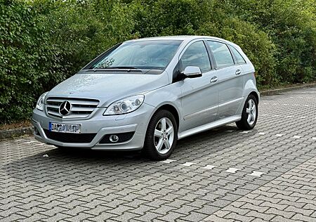 Mercedes-Benz B 200 , Automatik, zuverlässig, gute Ausstattung