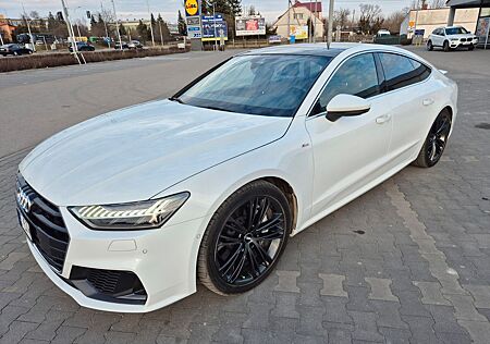 Audi A7 55 TFSI e S tronic quattro -