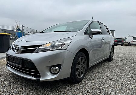 Toyota Verso Life