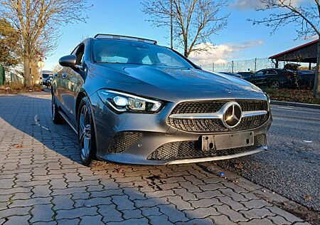 Mercedes-Benz CLA 180 d Panorama ACC