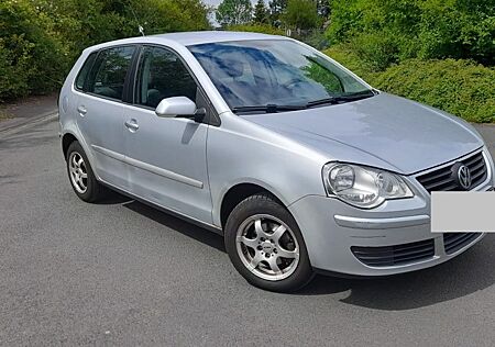 VW Polo Volkswagen 1.4 | 8-fach bereift | TÜV bis 05/2027
