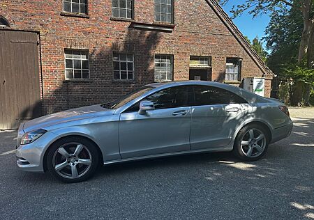 Mercedes-Benz CLS 350 CDI - Top gepflegt,viele Neuteile *Voll*