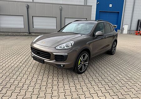 Porsche Cayenne S 3.0 E-Hybrid Panorama Leder Turbo Voll