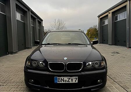 BMW 318i -