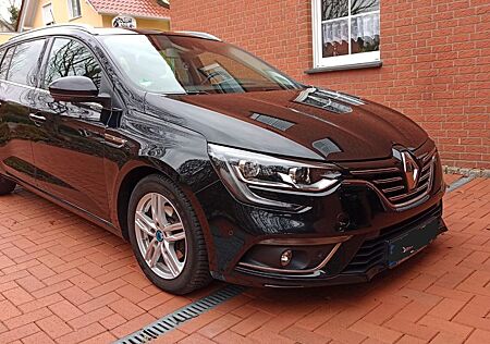 Renault Megane ENERGY TCe 130 EDC Bose Edition Bose ...