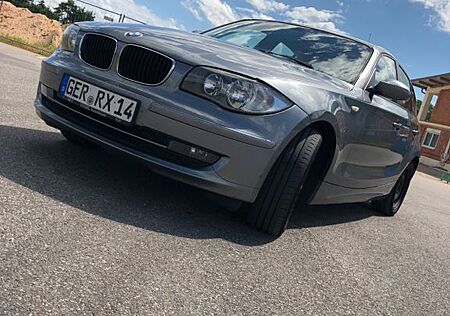 BMW 116d EfficientDynamics Edit. Sport Line Spor...