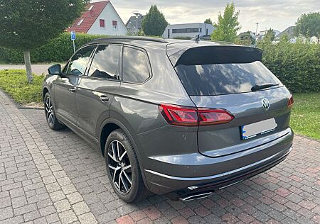 VW Touareg Volkswagen 3.0 V6 TDI 170kW 4MOT Tiptr. R-Line ...