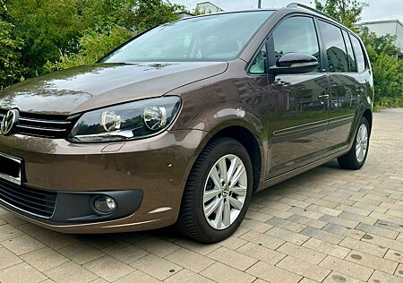 VW Touran Volkswagen 2.0 TDI DSG Pano Navi Kamera