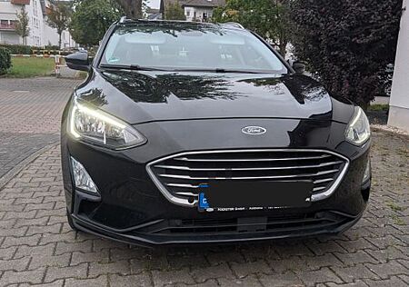 Ford Focus 1,5 EcoBoost 134kW Active Turnier Auto...