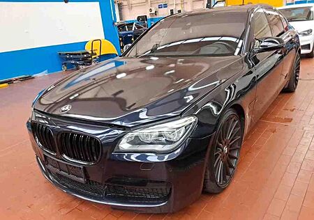 BMW 730d 730 xDrive 3.0 Turbodiesel /HEAD-UP/CAM/ACC