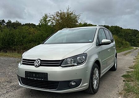 VW Touran Volkswagen 1.6 TDI LIFE Edition