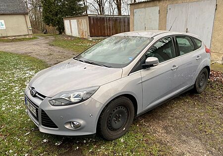 Ford Focus 1,6 EcoBoost 110kW Titanium Titanium